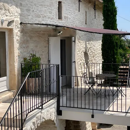 - L'oustalet Apartmán