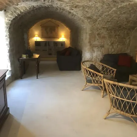 Lägenhet - L'oustalet *