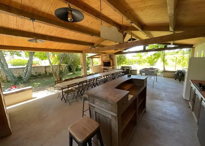 - L'oustalet Apartmán Le Garn