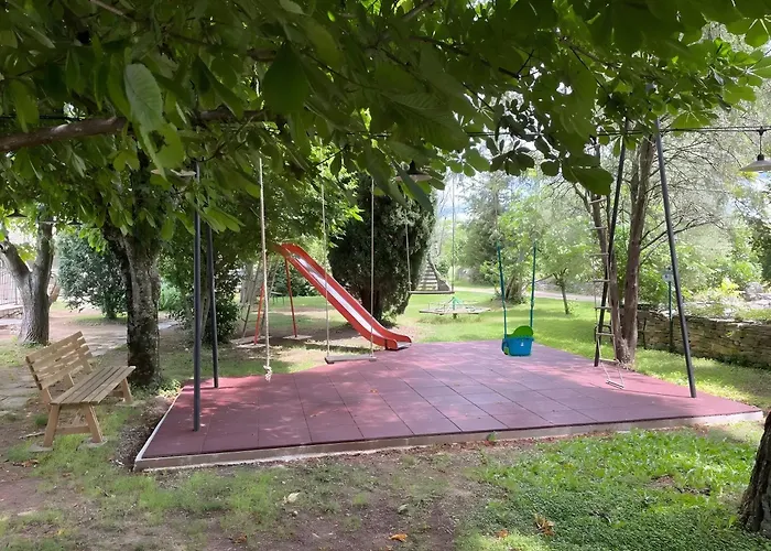 - L'oustalet Apartmán Le Garn